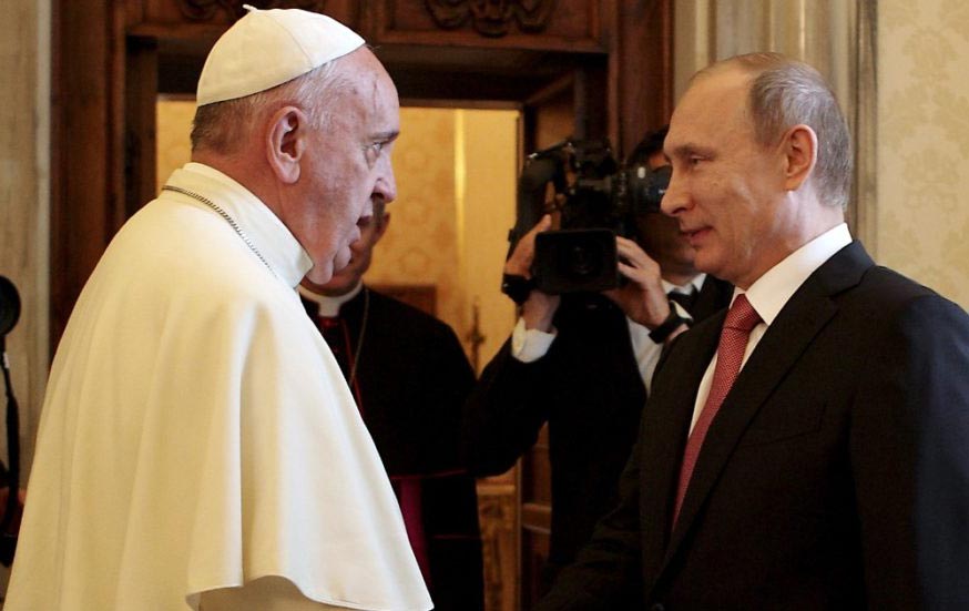 La guerra cerca mediatori: il sindaco di Kiev invita Papa Francesco